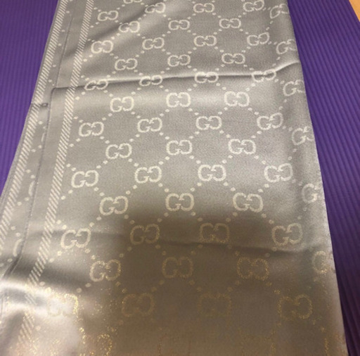 Gucciストール
