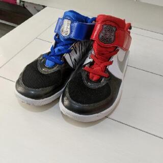 美品ナイキ20センチ