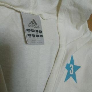 adidas フード付きTシャツ  キッズにも♪の画像