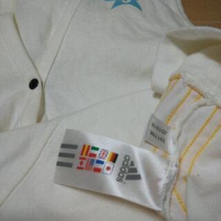 adidas フード付きTシャツ  キッズにも♪の画像