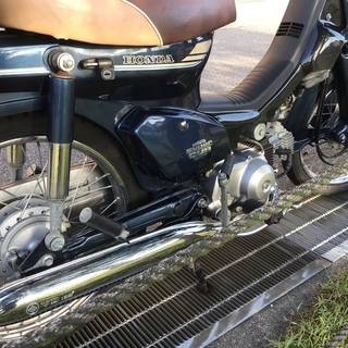ホンダスーパーカブ90の画像