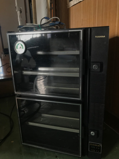ドライボックス　TOSHIBA