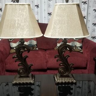テーブルランプ の画像