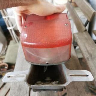 スズキGN125 テールランプの画像