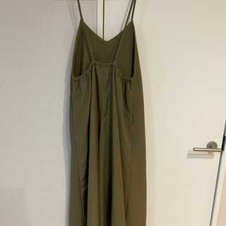 サロペットの画像