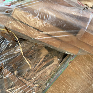 建築廃材②  板多め　木材　角材　無料でお譲りします！の画像