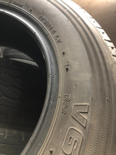 175R14 LT 8PR 夏4本セット美品❣️バン　小型トラック等に