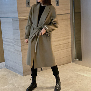 オリーブグリーンウールブレンドロングコートの画像