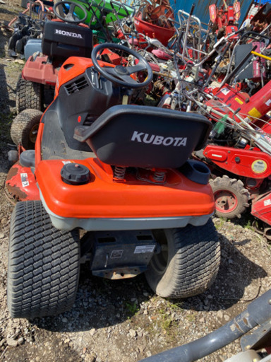 クボタ　芝刈り機　18馬力