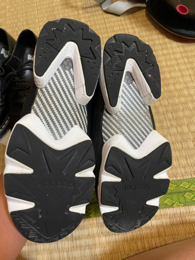 Reebok インスタポンプフューリー 27.5cm