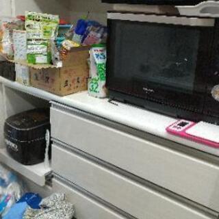 ニトリ カップボード ホワイト 食器棚の画像