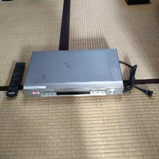 2002年式ソニー (DVP-NS715P)1個＋リモコン