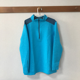 アンダアーマー　トレーナー