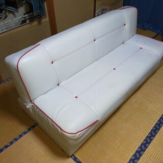【無料】白のソファーベット！