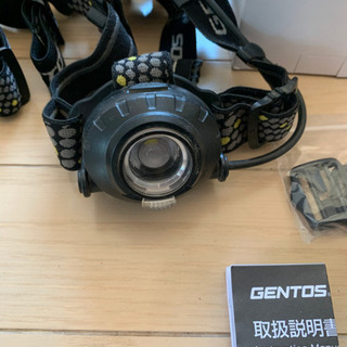 LEDヘッドライト2000円で売りますの画像