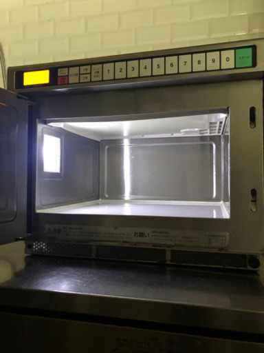 【早めに処分したいので最終値下げ！】業務用　電子レンジ200V