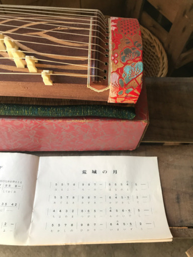 ミニお琴　お琴の手びき付　和楽器　演奏用　鑑賞用　お子様のおもちゃにも
