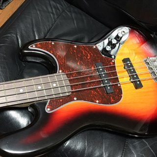 新品近い美品JAZZBASSジャズベースギター格安ケース先着順音出し確認済