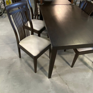 激安!!イスセットでお買得!!大塚家具 ダイニングテーブル+イス×4