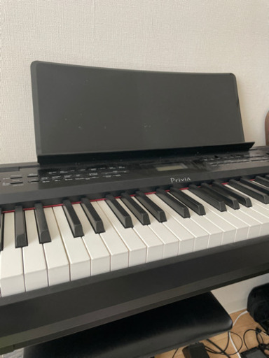 美品！　Privia 88鍵ピアノ