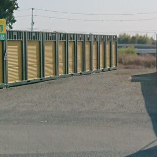 三木市志染町　トランクルーム　収納スペース　屋外コンテナ　物置としてお使いください。幹線道路沿いで便利です。　 - 三木市