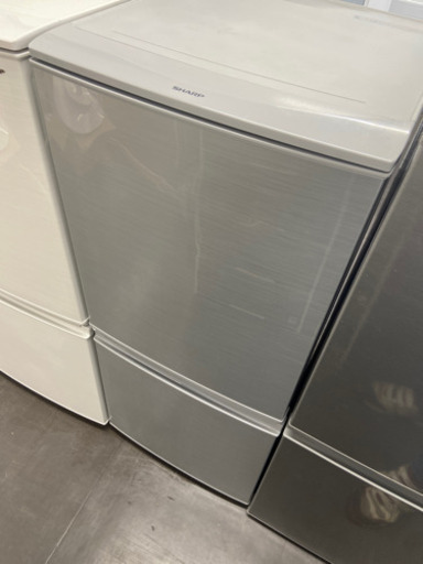 ?激安 大特価 オススメ‼️SHARPノンフロン冷凍冷蔵庫2ドアSJ-D14C-S?