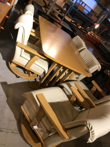 JF01768 大幅値下げ!ニトリ ダイニングテーブルセット 4人〜6人　椅子6脚キャスター付き