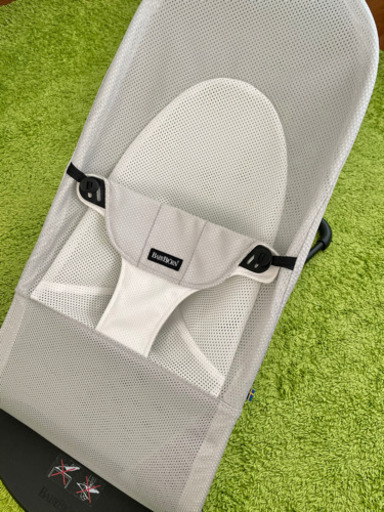 ベビービョルン　メッシュバウンサー白×グレー［美品］
