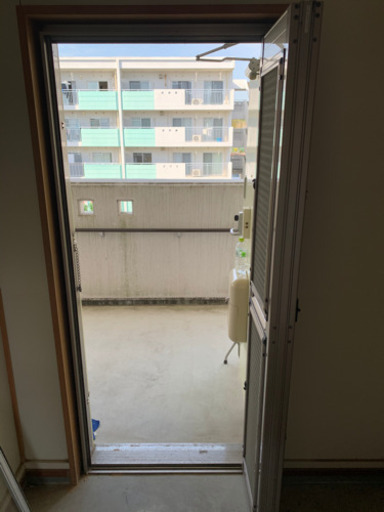 値下げ!!玄関　網戸　ポスト付　防犯対策鍵付き