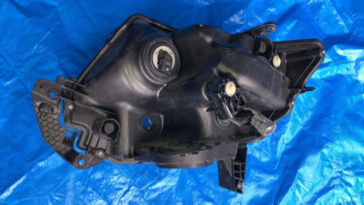 タントカスタム　LA600S  ヘッドライト