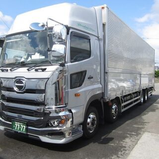 4トン中型トラックドライバー/大手スーパーの輸送/夜間出勤の画像