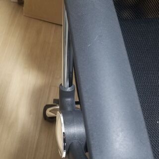 オフィスチェア（ブラック）の画像