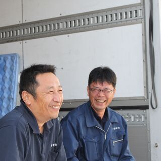 4トン中型トラックドライバー/食品・飲料の輸送の画像