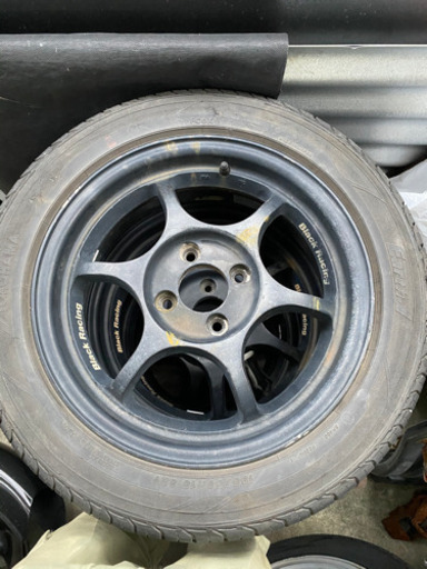 ブラックレーシング