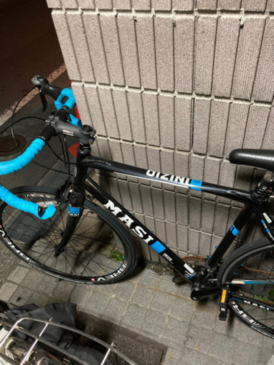 MASI INIZIO ロードバイク　サビ、後輪パンク