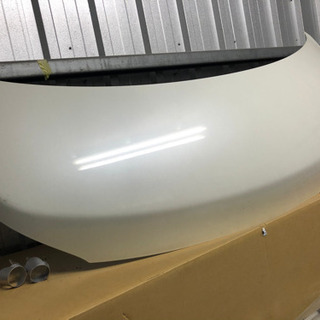 ワゴンr  ボンネットの画像