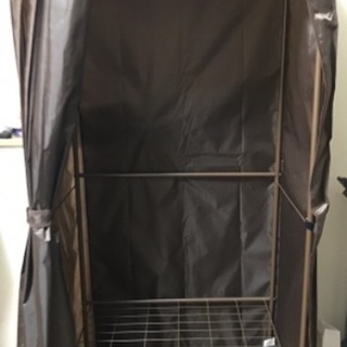 ハンガーラック　カバー付き