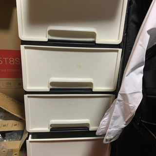 衣装ケース　