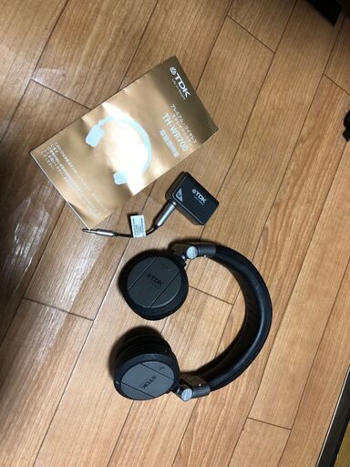 ワイヤレスヘッドホン