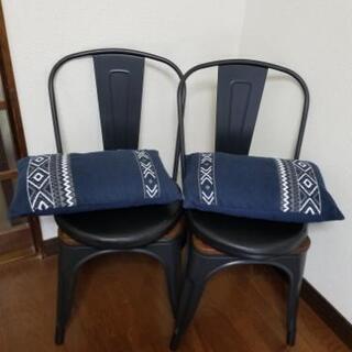 ダイニングテーブル用　いす2脚