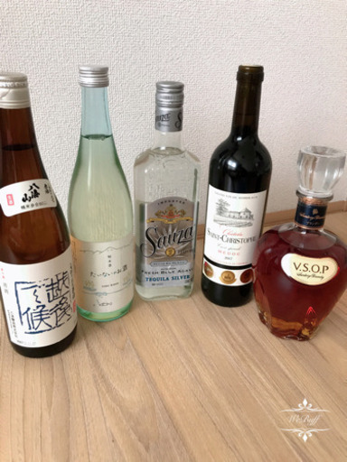 日本酒2本、テキーラ、ブランデー、赤ワイン、合計5本セット