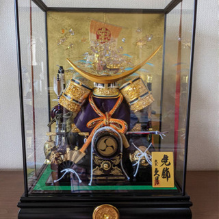 東京久月　五月人形 と豪華な装飾　オルゴール付きのケース　未使用お手入れセット付 久月 五月人形 兜 オルゴール ガラスケース付き 美品