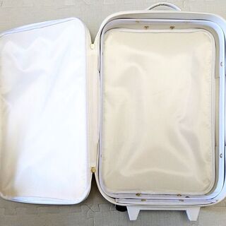 リズリサ　キャリーバッグ ①の画像