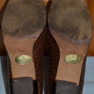 【まだ受付中】中古 Yves Saint Laurent イヴ・サンローラン 本革パンプス 編み込みデザイン 35(22.5㎝) 茶系 早い者勝ちです✨✨の画像