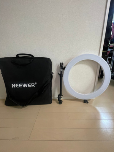 Neewer 18インチLEDリングライト バッテリー付き