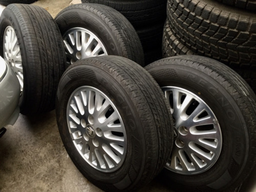 値下げしました！17マジェスタ 純正アルミホイール 215/65R15 バリ山！