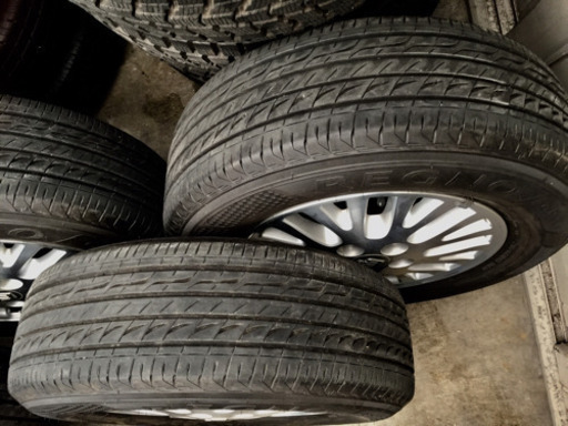 値下げしました！17マジェスタ 純正アルミホイール 215/65R15 バリ山！