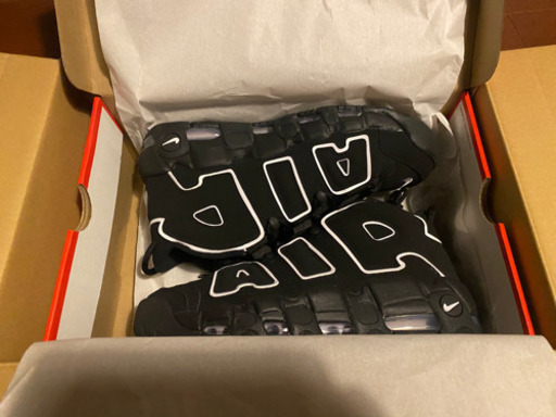 モアテン NIKE エアモアアップテンポ