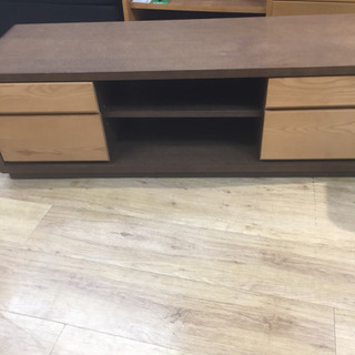 テレビボード引き出し付（ダークブラウン×ナチュラル）です