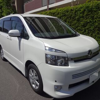 込プライス４１万２千円 ヴォクシーＺＳ(ZRR70W) パワースライドドア 検長４年６月 １オーナー 禁煙 機関良好の画像